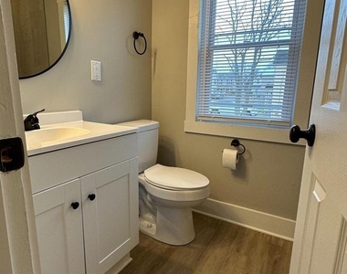 412 Diehl Street - Photo Thumbnail 8