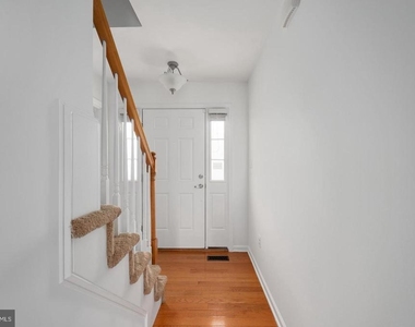 259 Olympic Drive - Photo Thumbnail 16