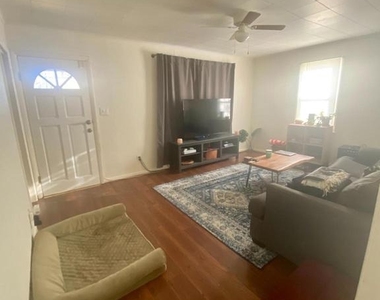 143 Barrett Heights Road - Photo Thumbnail 3