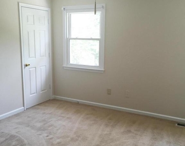 32 Tarleton Way - Photo Thumbnail 17