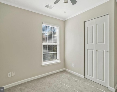 8034 Horseshoe Cottage Circle - Photo Thumbnail 25