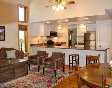 1118 Challedon Road - Photo Thumbnail 3