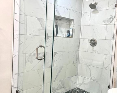 1118 Challedon Road - Photo Thumbnail 8