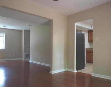 5104 Arrit Court - Photo Thumbnail 6