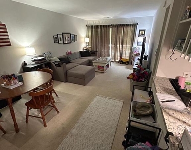 5821 Royal Ridge Drive - Photo Thumbnail 6