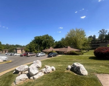 5821 Royal Ridge Drive - Photo Thumbnail 19