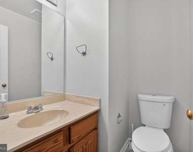 8408 Millwood Drive - Photo Thumbnail 6