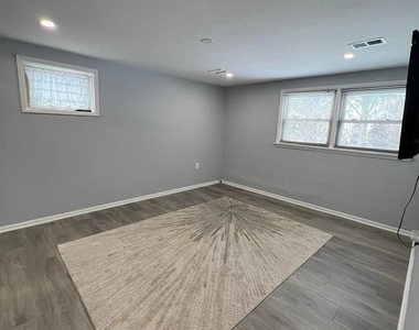 513 Creek Crossing Road Ne - Photo Thumbnail 8