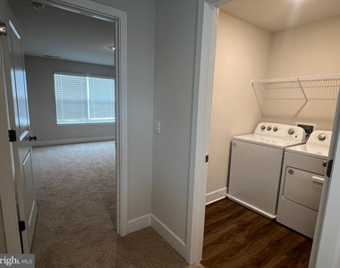 130 Charing Cross Drive - Photo Thumbnail 7