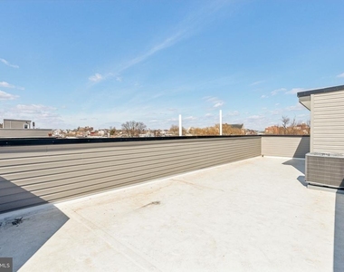 415 W York Street - Photo Thumbnail 20