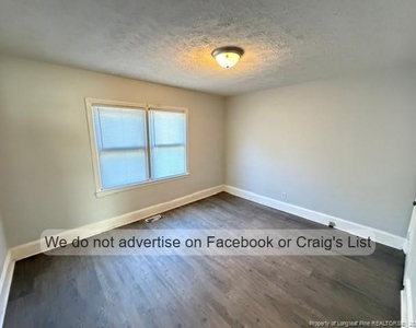 2015 Blake Street - Photo Thumbnail 3