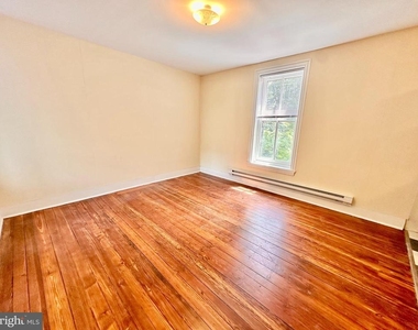 30 W Penn Street - Photo Thumbnail 2