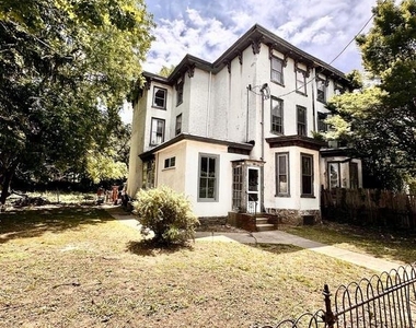 30 W Penn Street - Photo Thumbnail 8