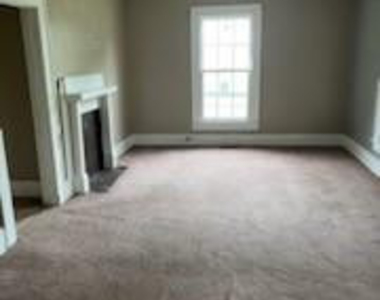 404 Mcgwigan Street - Photo Thumbnail 2