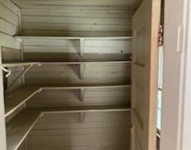 404 Mcgwigan Street - Photo Thumbnail 15