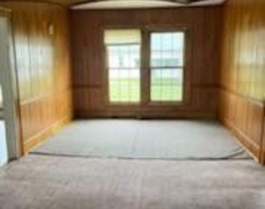 404 Mcgwigan Street - Photo Thumbnail 8
