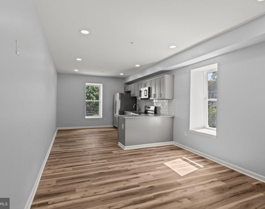 3412 N 19th Street - Photo Thumbnail 3