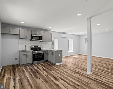 3412 N 19th Street - Photo Thumbnail 6