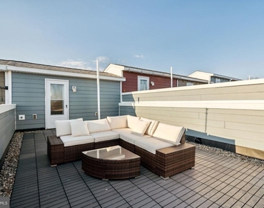 325 Wright Street - Photo Thumbnail 17