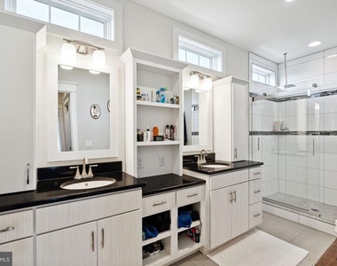325 Wright Street - Photo Thumbnail 11
