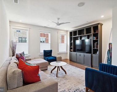 325 Wright Street - Photo Thumbnail 3
