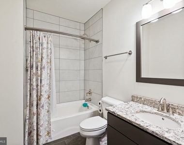 325 Wright Street - Photo Thumbnail 8