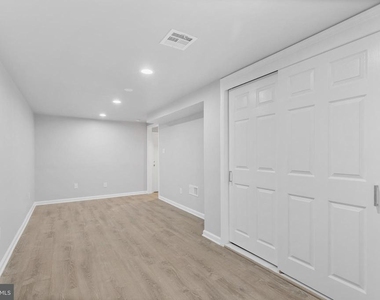 69 E Slocum Street - Photo Thumbnail 16