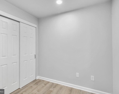 69 E Slocum Street - Photo Thumbnail 12