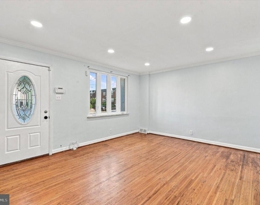 1834 S 28th Street - Photo Thumbnail 11