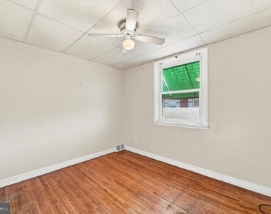 1834 S 28th Street - Photo Thumbnail 15