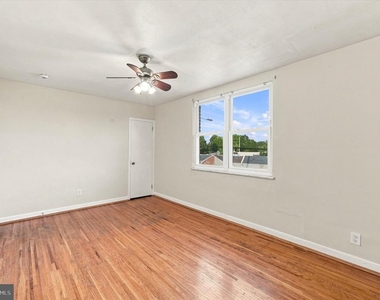 1834 S 28th Street - Photo Thumbnail 13