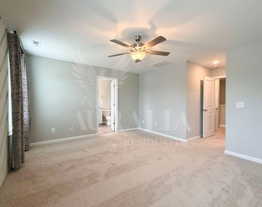 111 Lennei Lane - Photo Thumbnail 23