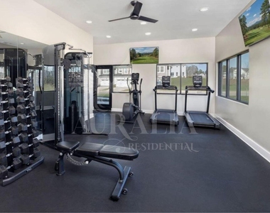 111 Lennei Lane - Photo Thumbnail 33