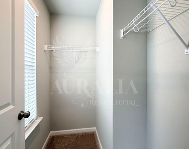 111 Lennei Lane - Photo Thumbnail 22