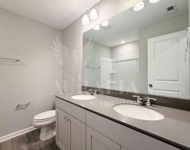 111 Lennei Lane - Photo Thumbnail 19