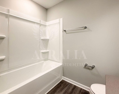 111 Lennei Lane - Photo Thumbnail 20