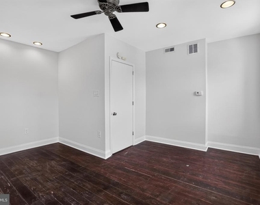 2623 Emerald Street - Photo Thumbnail 18