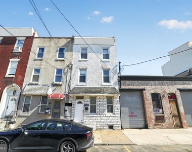 2623 Emerald Street - Photo Thumbnail 1