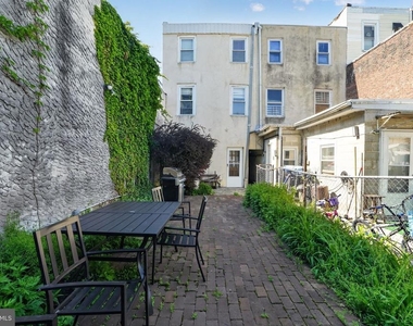2623 Emerald Street - Photo Thumbnail 30