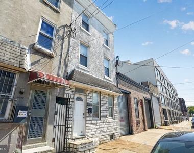 2623 Emerald Street - Photo Thumbnail 2