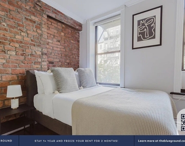 East 5th Street, Unit 1b - Photo Thumbnail 3