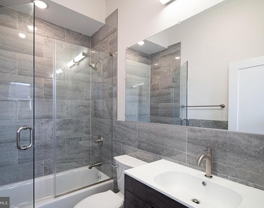 212 Manheim Street - Photo Thumbnail 8