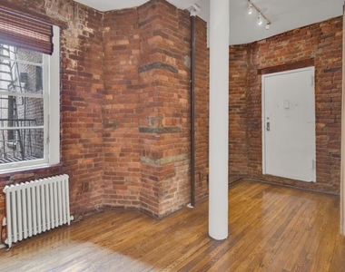 57 Thompson Street, Unit 1b - Photo Thumbnail 3