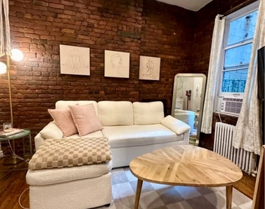 57 Thompson Street, Unit 1b - Photo Thumbnail 1