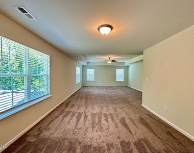 4320 Stony Falls Way - Photo Thumbnail 23