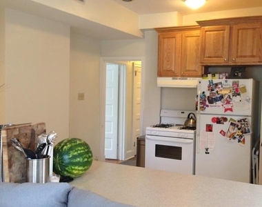 209 Grayling Avenue - Photo Thumbnail 15