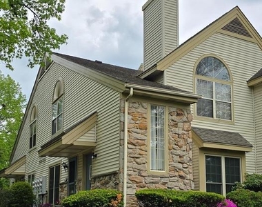 208 Foxmeadow Drive - Photo Thumbnail 21