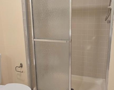 208 Foxmeadow Drive - Photo Thumbnail 12