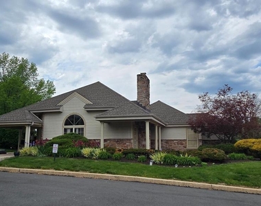 208 Foxmeadow Drive - Photo Thumbnail 23