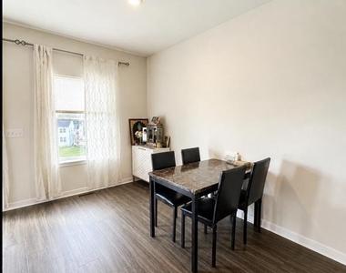 4913 Brookside Court - Photo Thumbnail 12